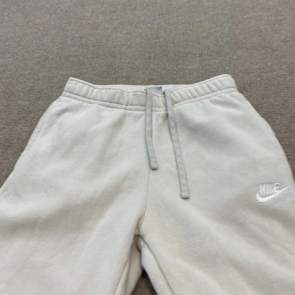 Nike pre owned